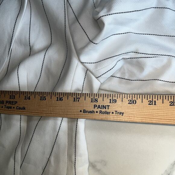 NEW EXPRESS $198 White Black Stripe Linen Blend Double Breasted Blazer Size XS - Picture 4 of 13